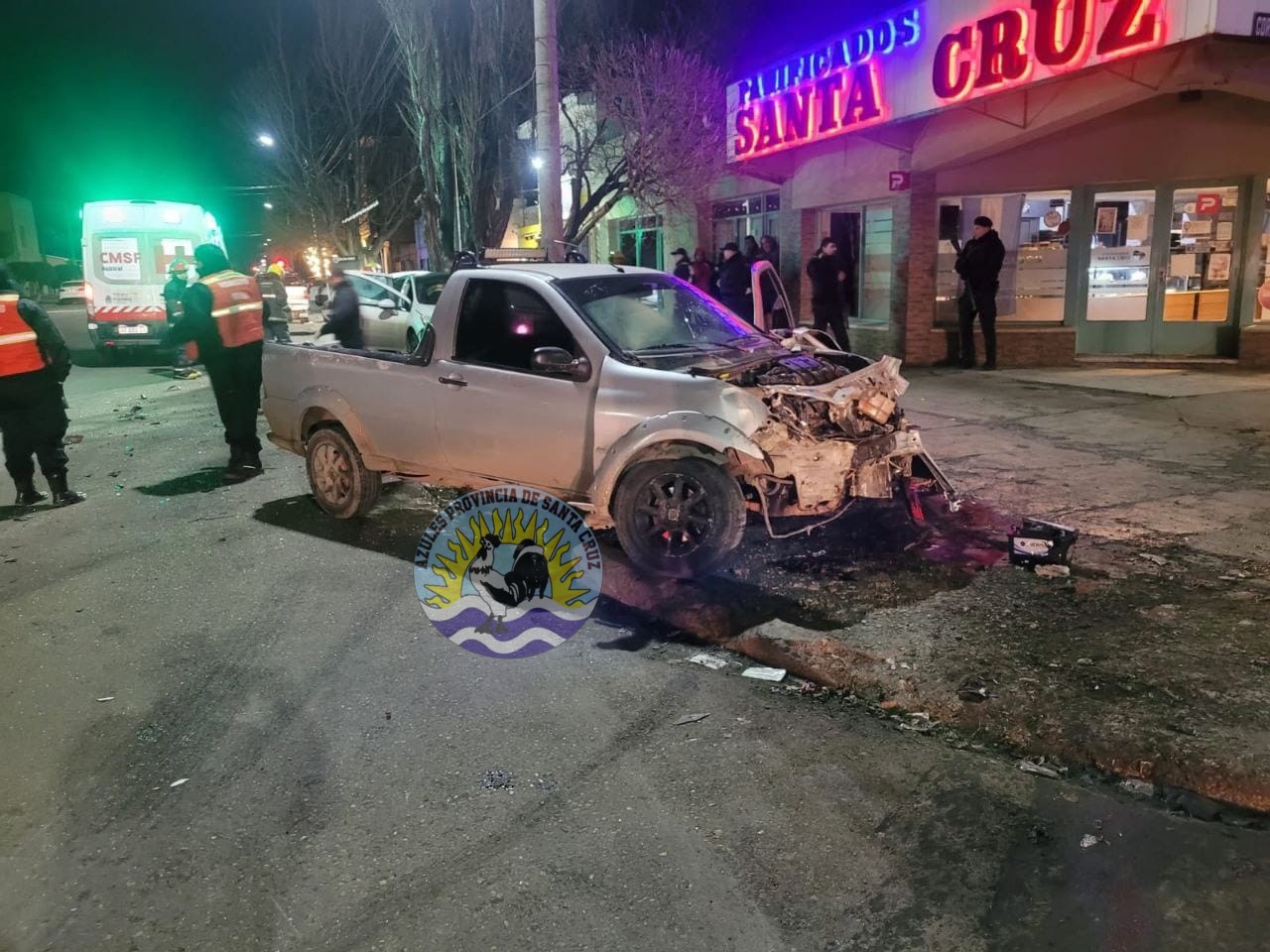 Accidente de tránsito entre dos vehículos deja conductores lesionados (2)