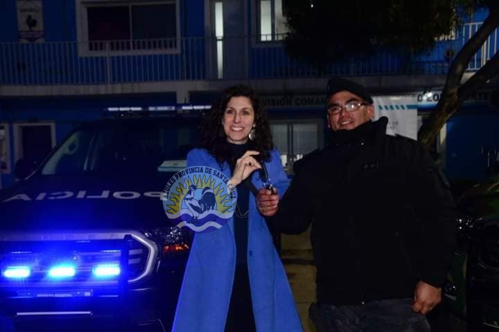 Entrega de móviles y equipamiento de última generación (6)