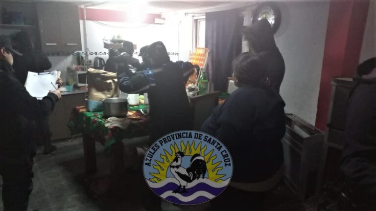 Tres detenidos por robo calificado (2)
