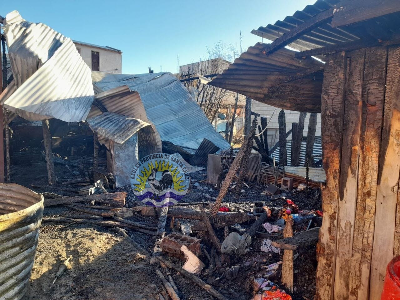 En un incendio de gran magnitud se incautan plantas de marihuana (2)
