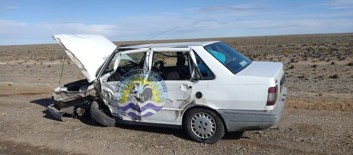 Choque en Ruta Nacional Nro. 3 deja a conductor herido (2)