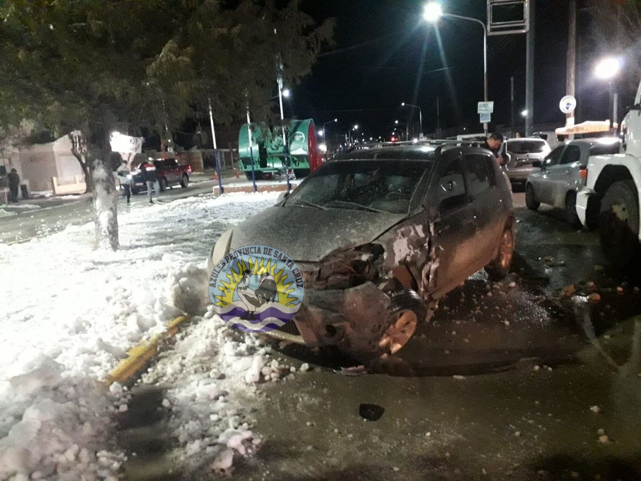 Incidente vehicular deja daños materiales y un vehículo secuestrado (3)