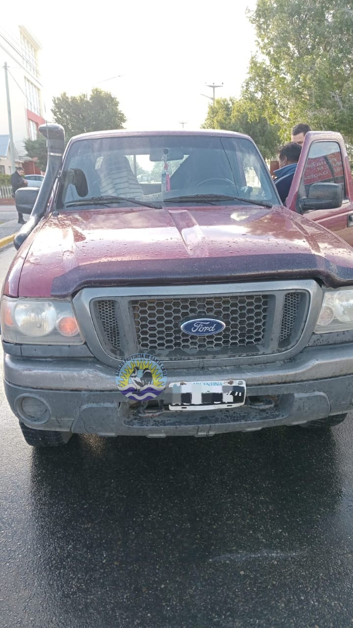 Incidente de tránsito en la intersección de calle Estrada e Yrigoyen deja personas lesionadas 2