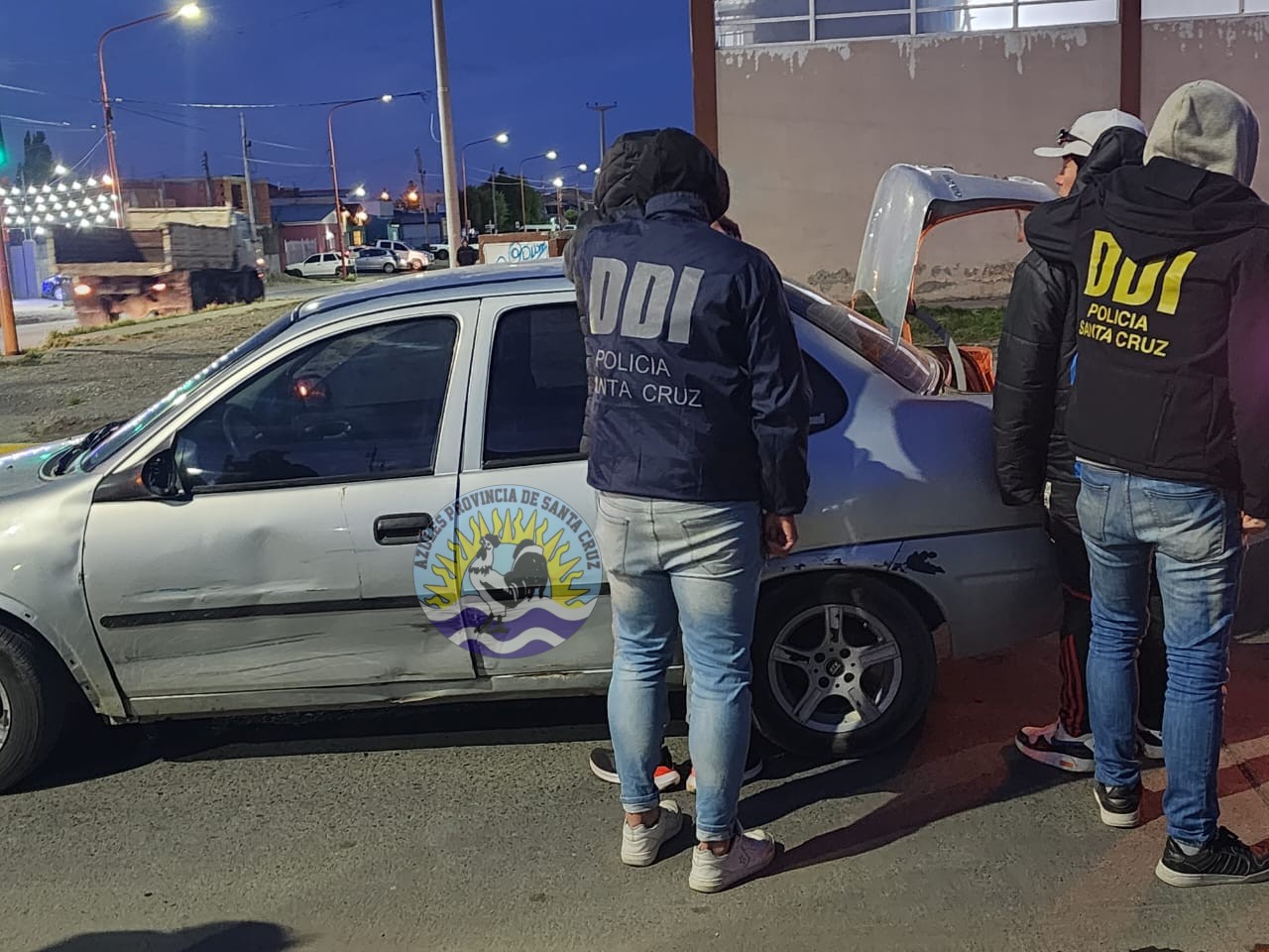 Detenciones y allanamiento tras robo en Barrio Forestal (2)