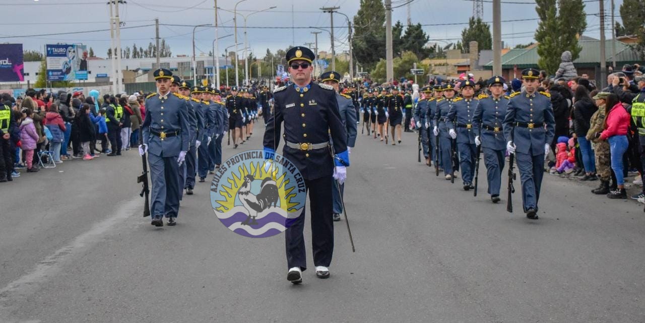 Homenaje a veteranos de guerra y soldados continentales en Río Gallegos (1)