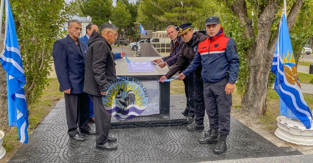 Homenaje a veteranos de guerra y soldados continentales en Río Gallegos (4)