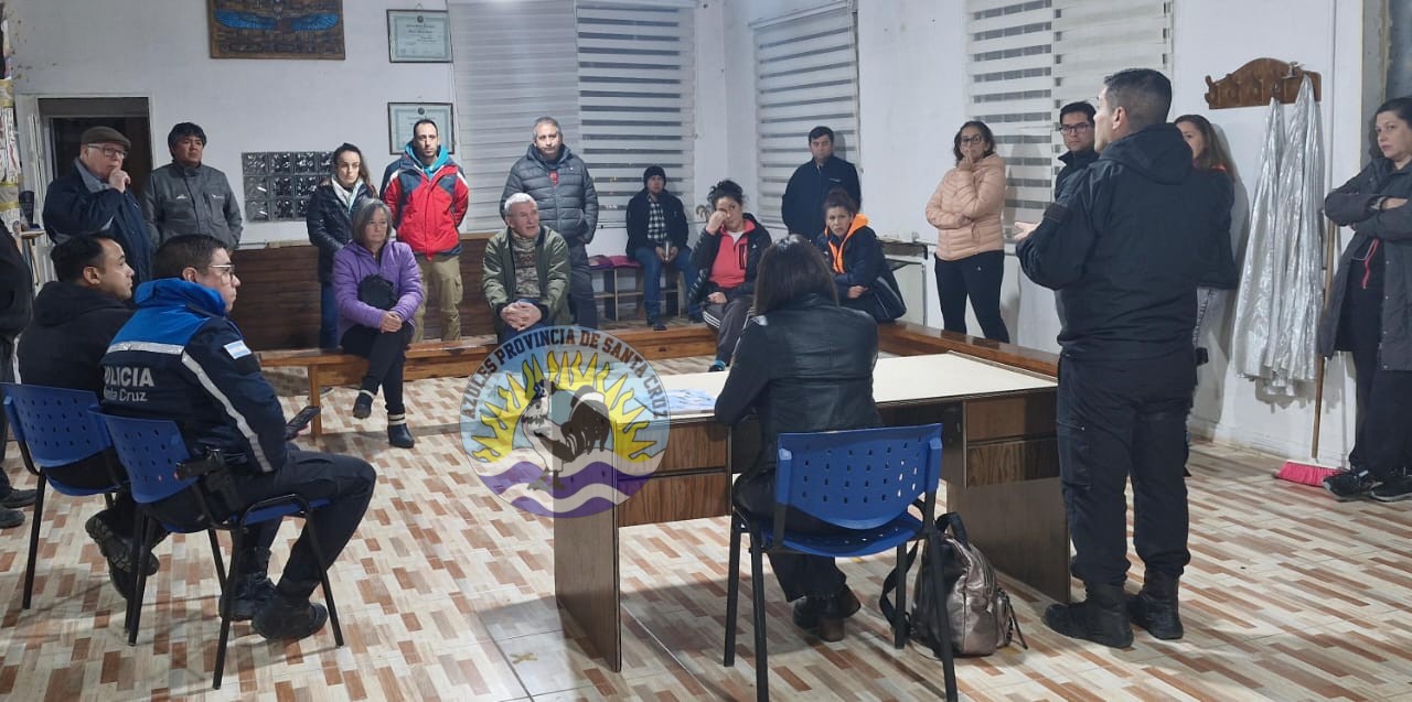 Continúan las reuniones con vecinos (2)