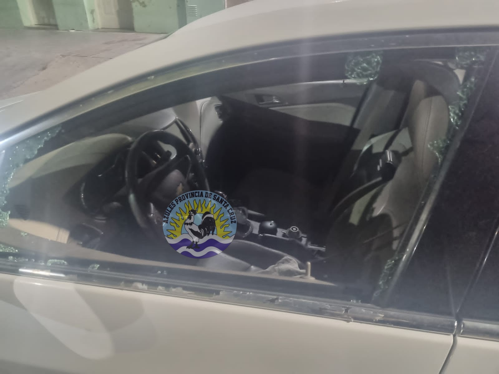 Dos hombres aprehendidos por daños a vehículos estacionados (1)