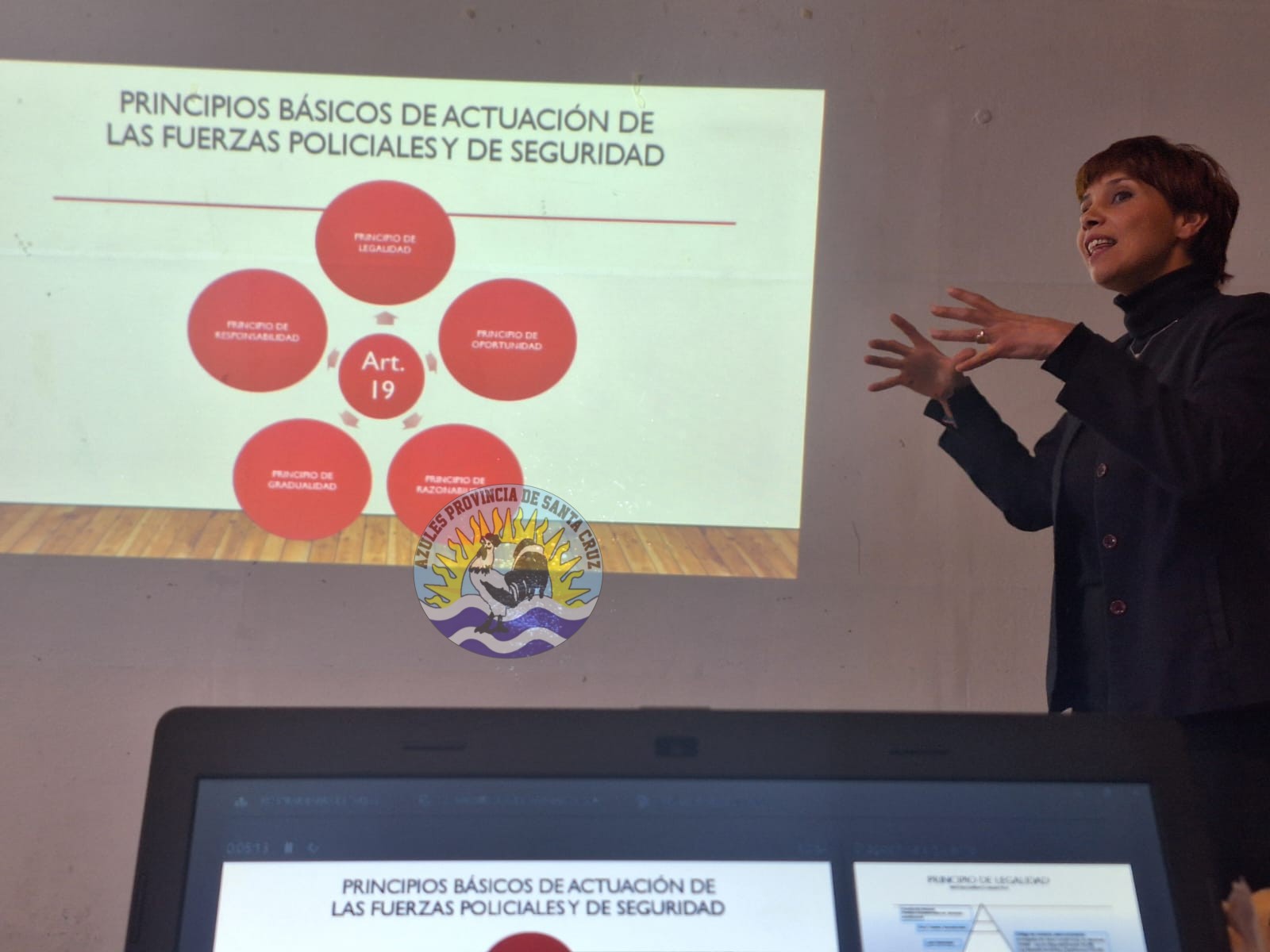 Curso de Bastón Tonfa en Pico Truncado con distintas áreas de la Policía de Santa Cruz y de penitenciaría (2)