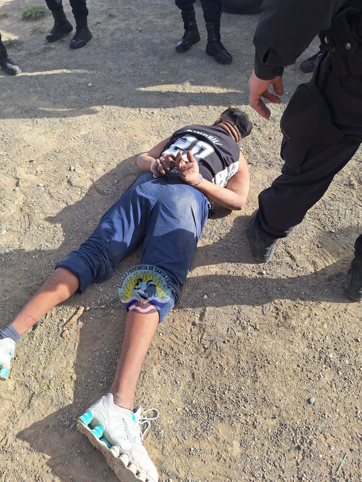 Detienen a un hombre armado tras una denuncia por violencia familiar (1)