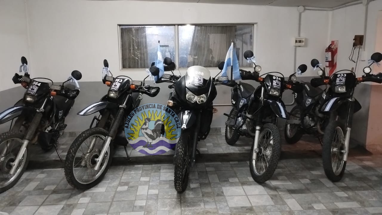 Diez años sobre ruedas la Sección Motorizada de Puerto Deseado celebra su aniversario (16)