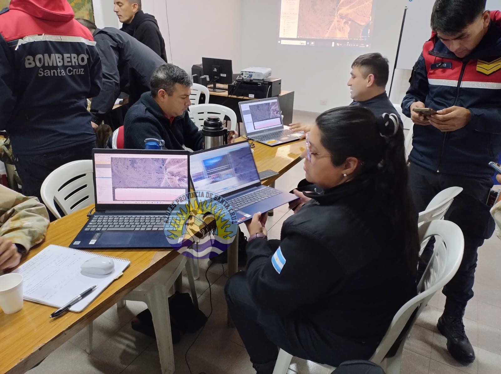 Formación en San Julián Personal policial se capacita en cartografía y geolocalización con expertos (9)