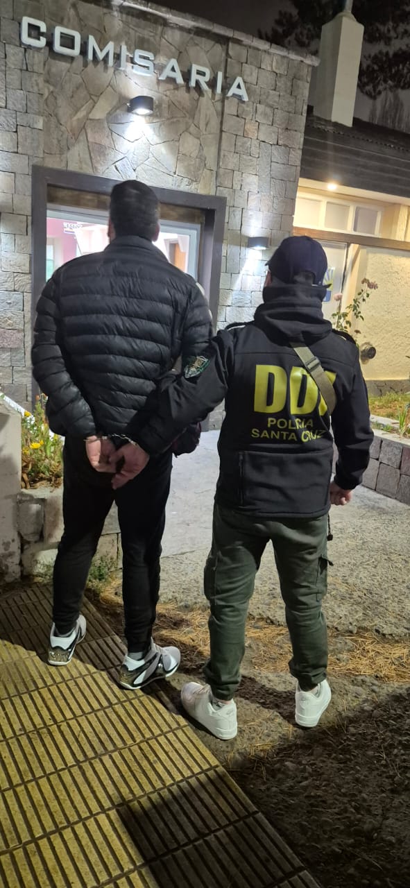 Capturan en El Calafate a prófugo buscado por abuso sexual agravado en Entre Ríos (1)
