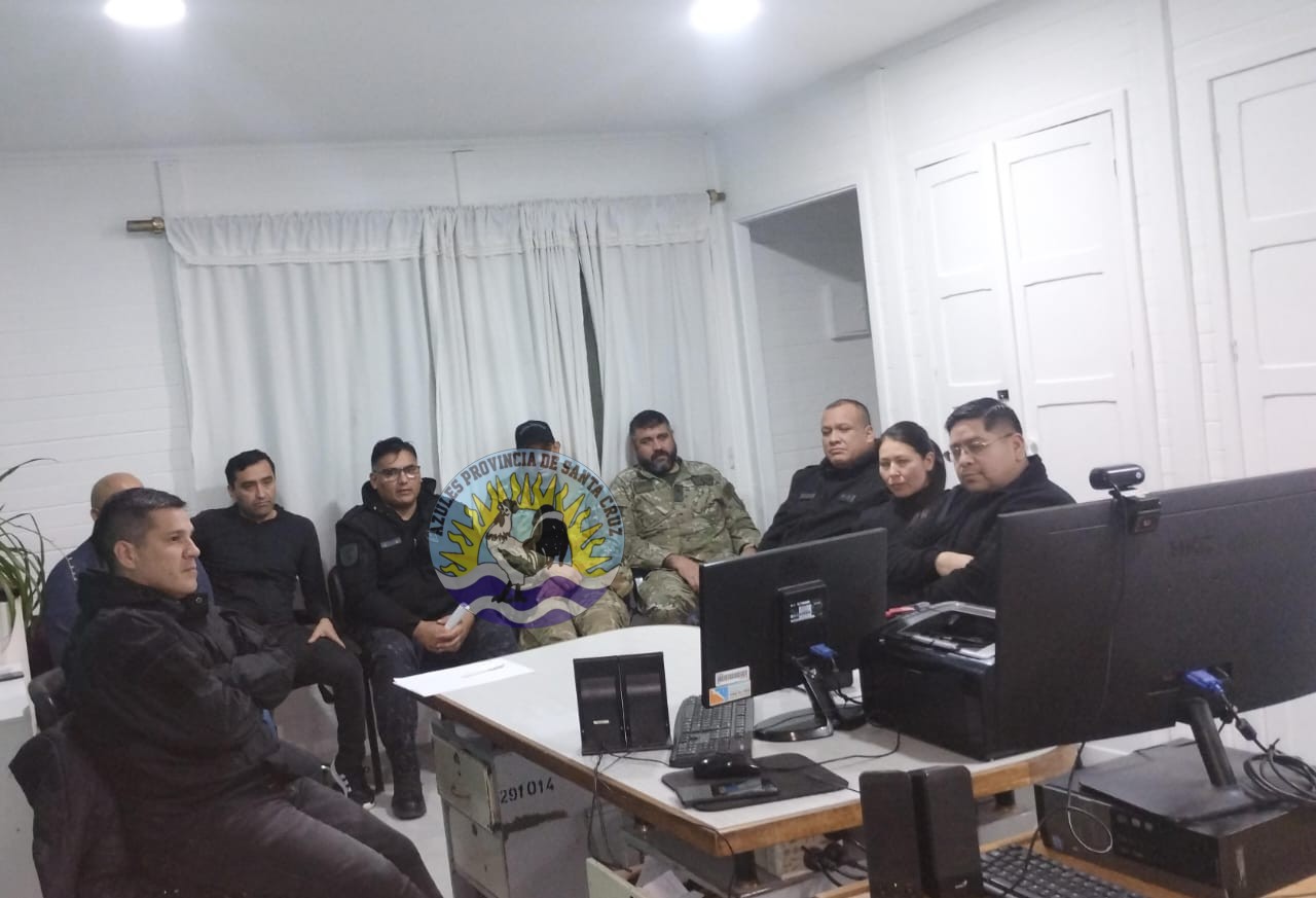 Importante reunión de planificación entre autoridades policiales por cursos básicos de Fuerzas Especiales (2)
