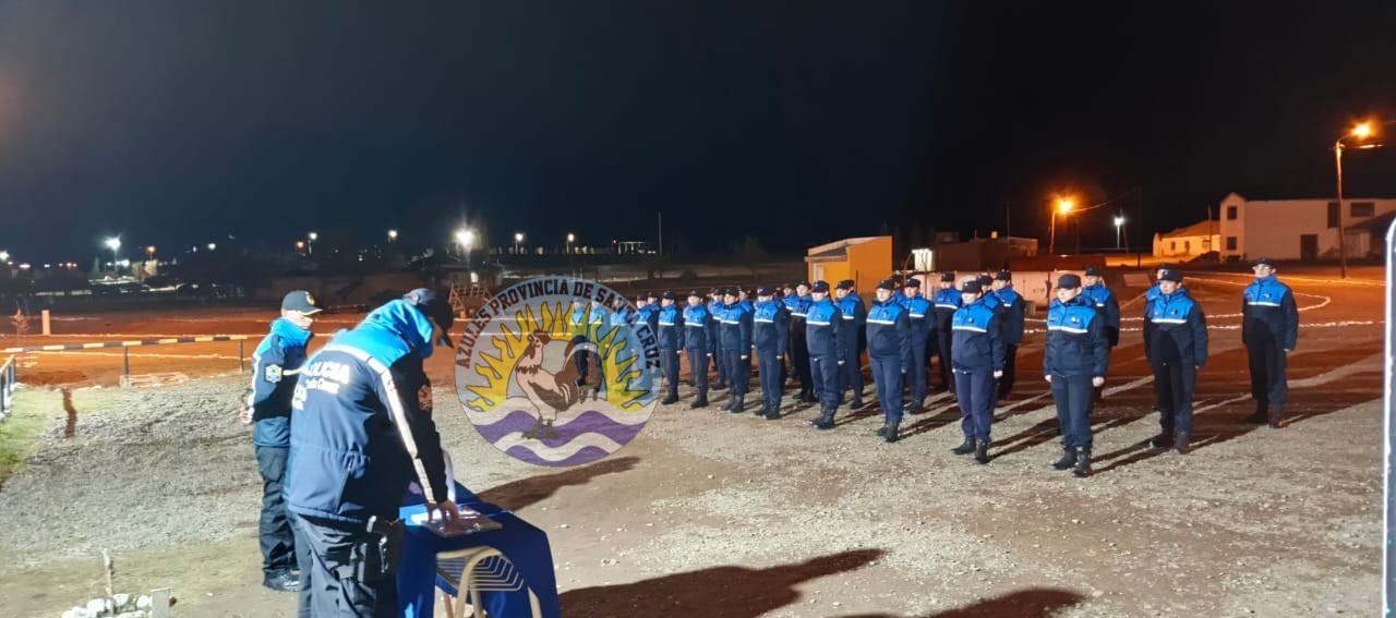 Promoción Nro 93 Un Nuevo Compromiso con la Patria en la Jura de la Bandera en Faro Cabo Vírgenes (15)