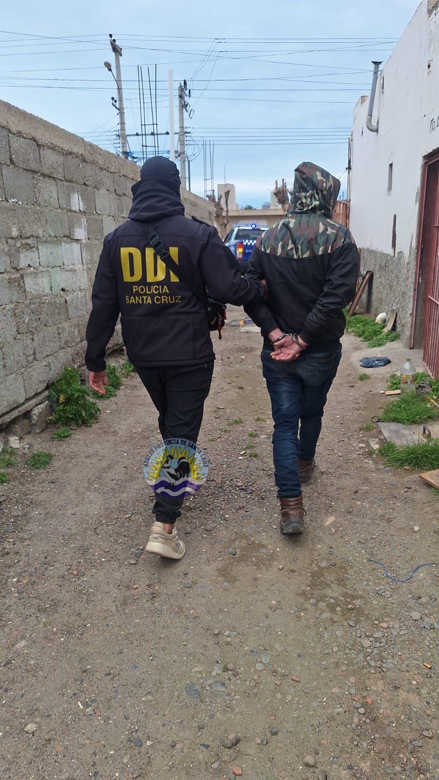 Detención de dos sujetos por robo y allanamiento en Caleta Olivia (1)
