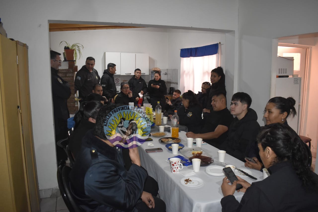 División Gabinete Criminalístico Caleta Olivia Celebra 31 Años de Servicio Pericial con Reconocimientos y Avances Innovadores (9)