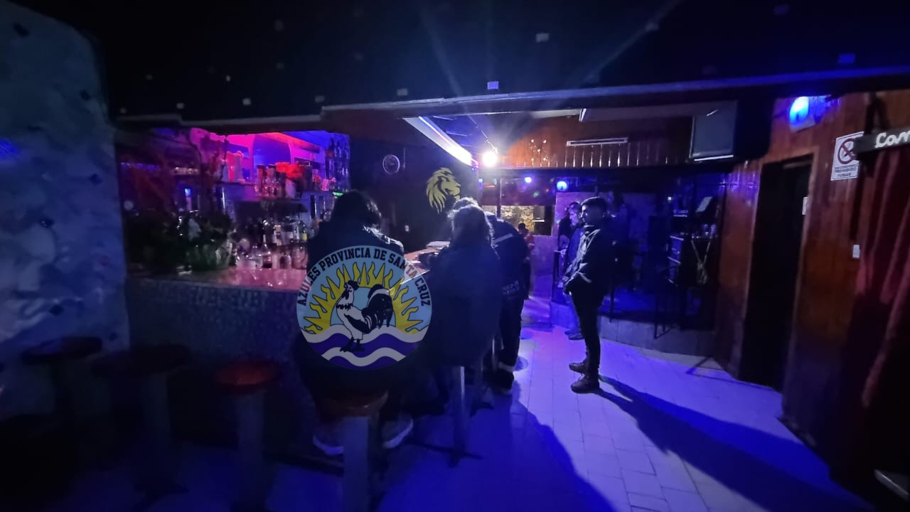 Operativo de control en locales nocturnos y tareas de saturación en Caleta Olivia (4)