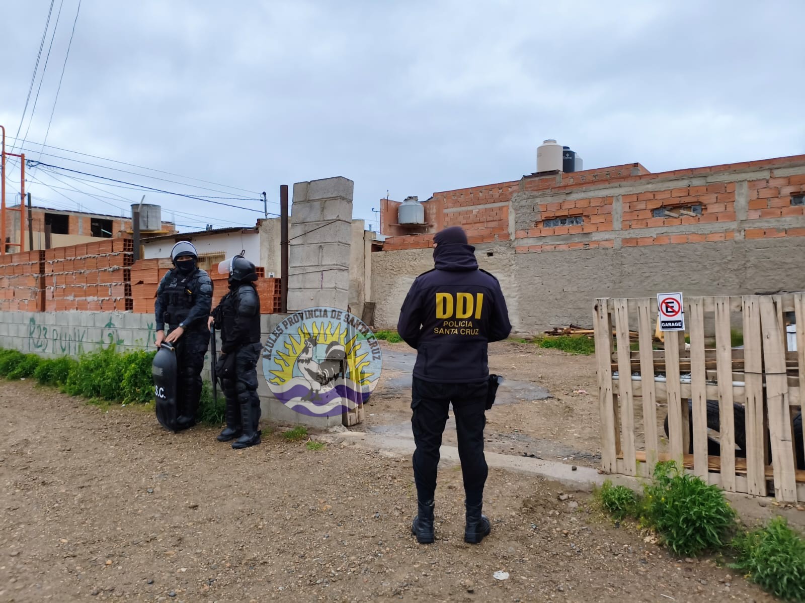 Allanamientos Capibara Termico por hechos de robo en Caleta Olivia (2)