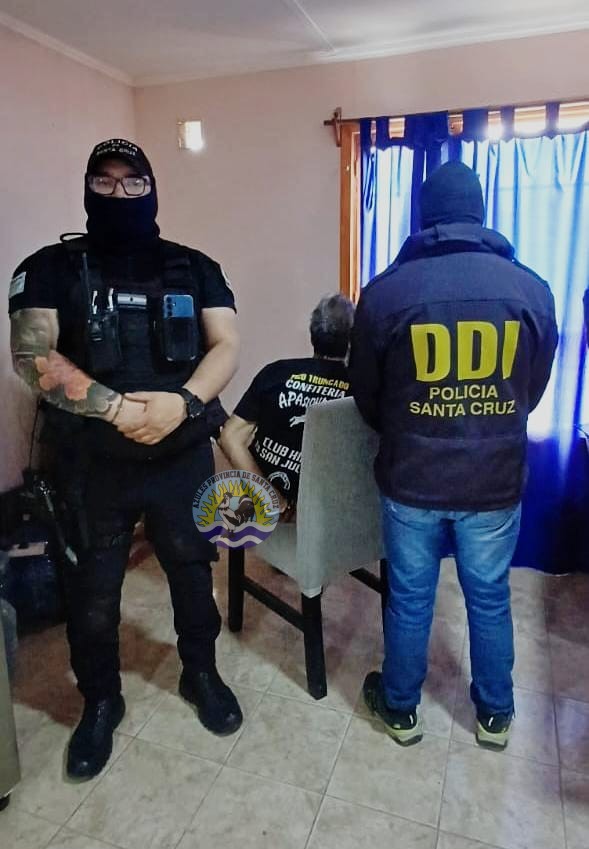 Allanamiento, detención y secuestro de estupefacientes en Puerto San Julián (2)