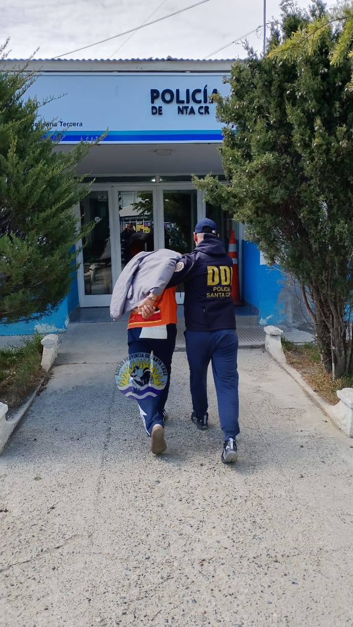 Allanamientos simultáneos en Río Gallegos en el marco de una investigación por robo (1)