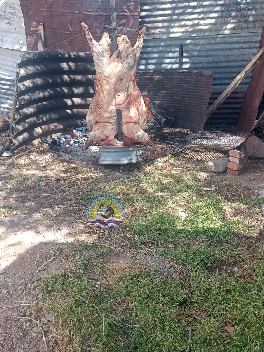 Aniversario con sabor a tradición la Caminera Tehuelches celebró con un cordero en Bajo Caracoles (2)