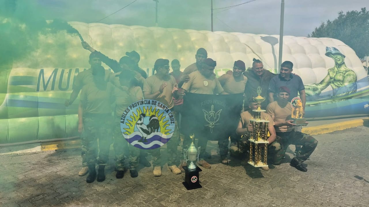 Caleta Olivia vibró con la 6ta Carrera Policial por Equipos organizada por AMSA (11)