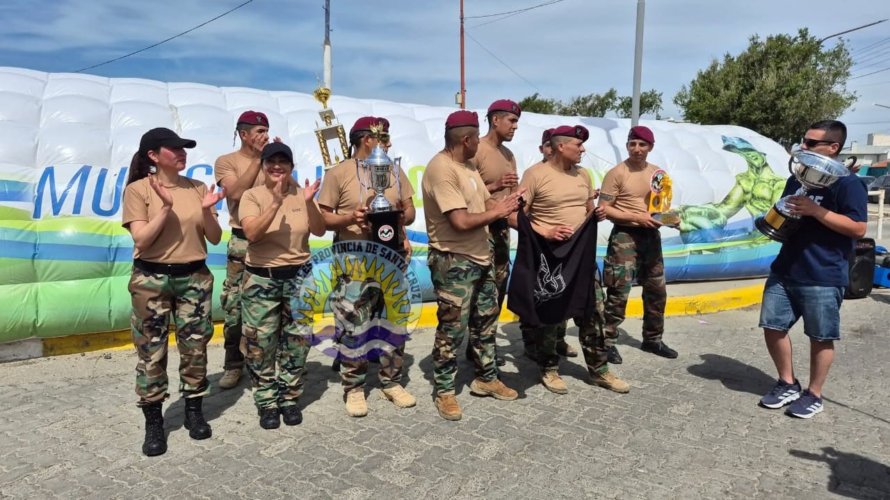 Caleta Olivia vibró con la 6ta Carrera Policial por Equipos organizada por AMSA (18)