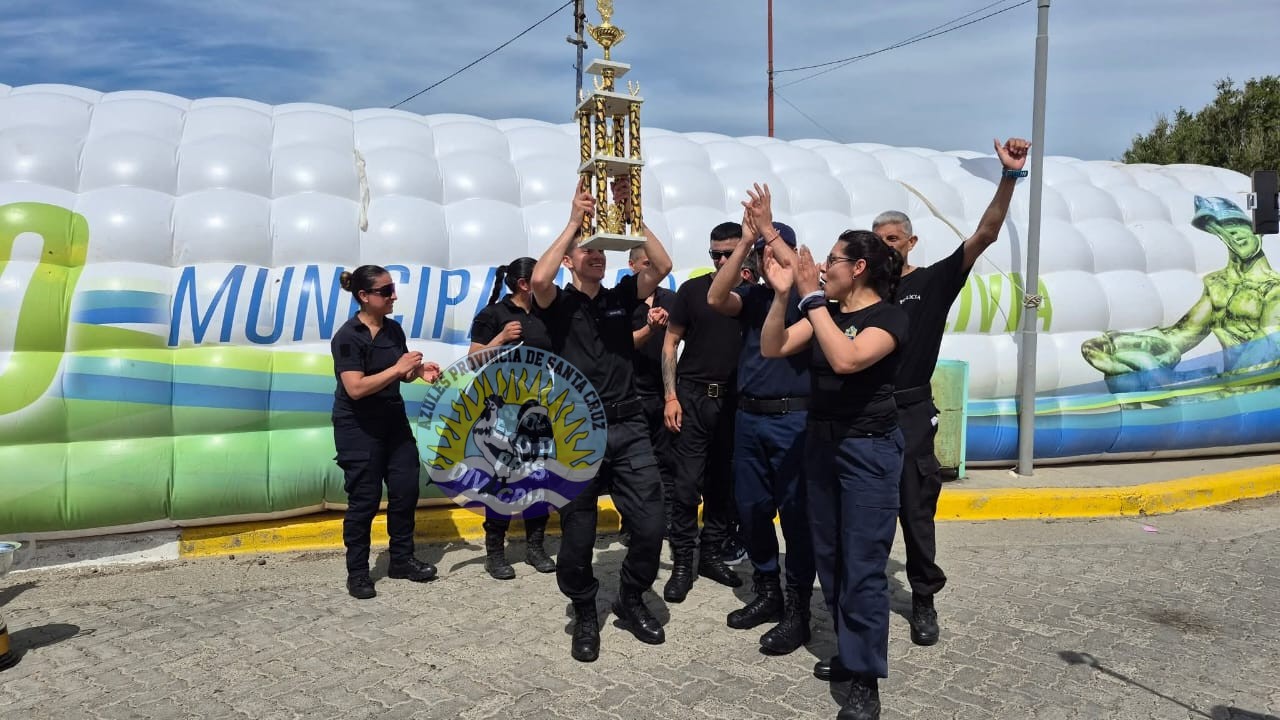 Caleta Olivia vibró con la 6ta Carrera Policial por Equipos organizada por AMSA (20)