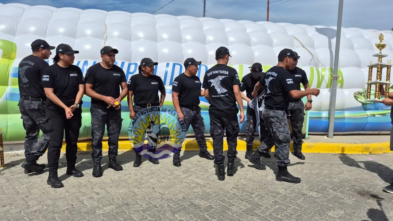 Caleta Olivia vibró con la 6ta Carrera Policial por Equipos organizada por AMSA (28)