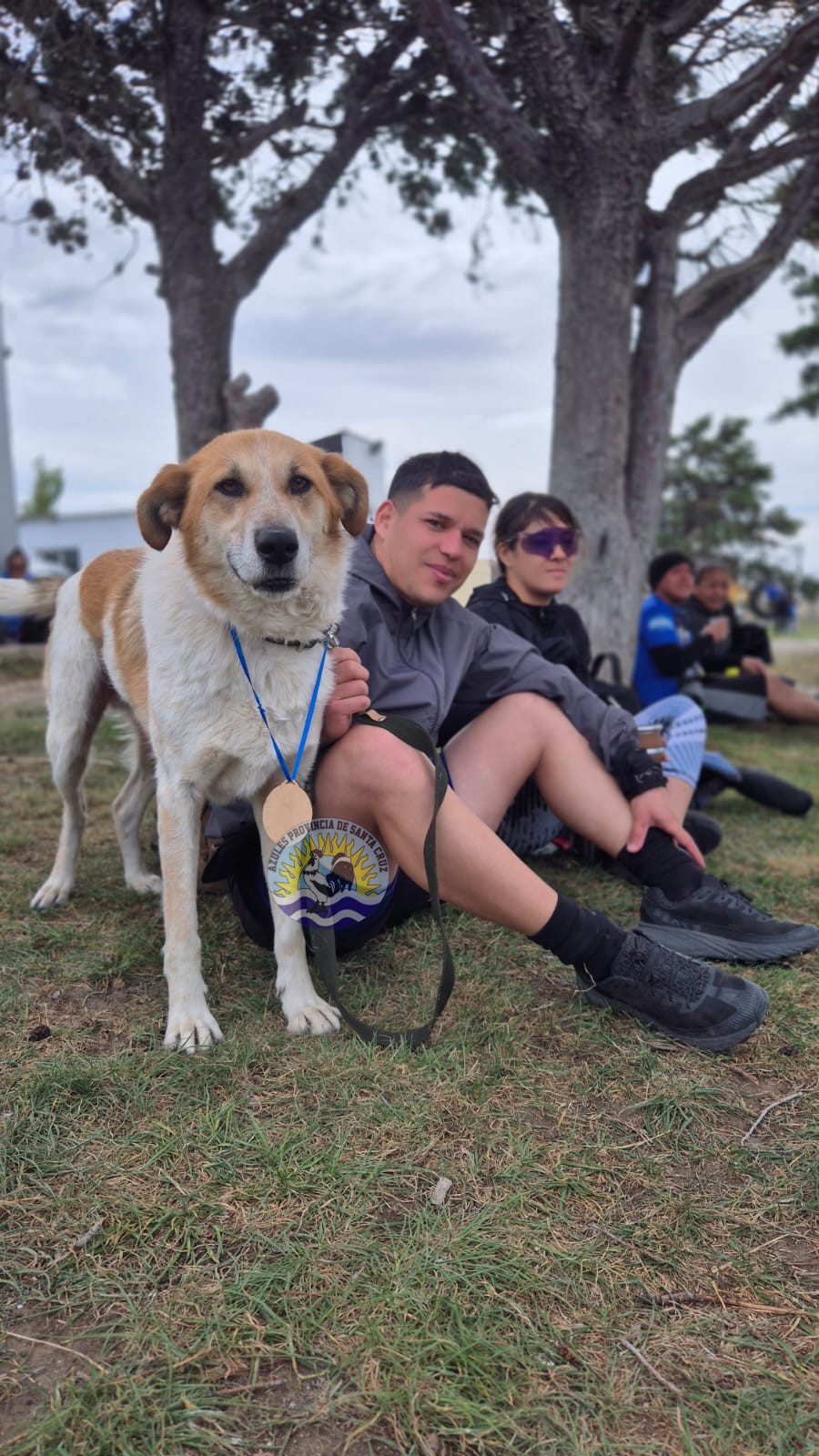Multitudinaria jornada deportiva en la Policía debut del Canicross Patagónico en Río Gallegos (30)
