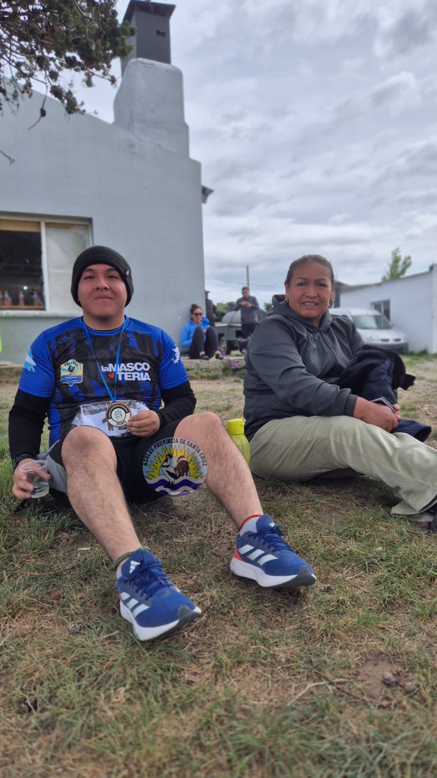 Multitudinaria jornada deportiva en la Policía debut del Canicross Patagónico en Río Gallegos (35)