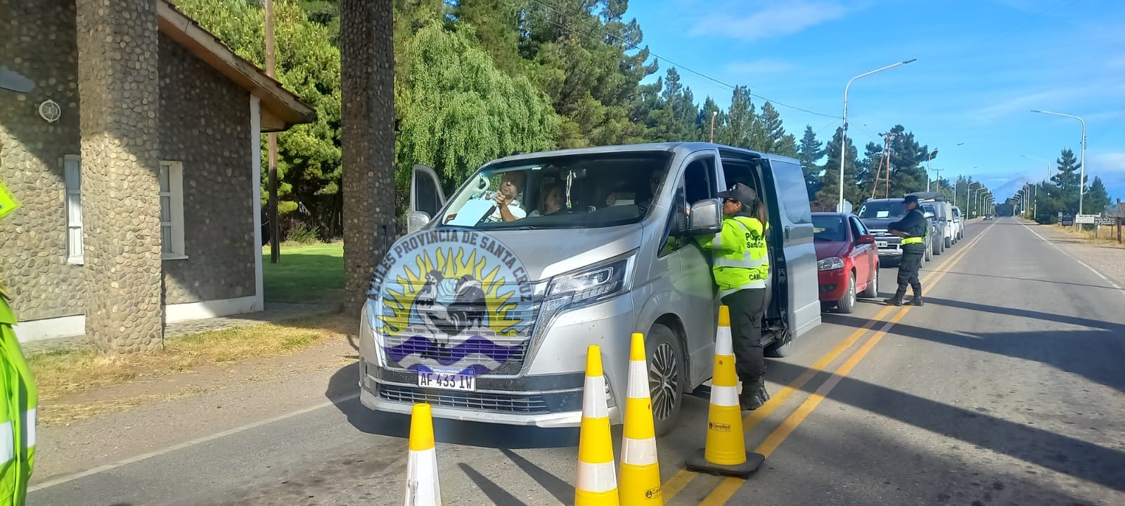Operativo de Seguridad Vial en Los Antiguos durante la 35° Fiesta Nacional de la Cereza (9)